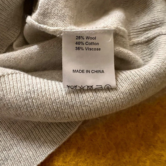 Shades of Grey by Micah Cohen Mens sweater - Picture 4 of 4